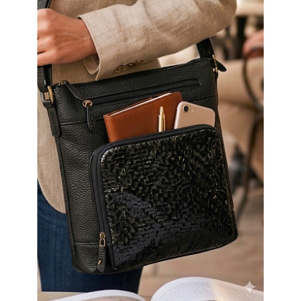 Giani Bernini Fall 2018 Collection Multi-pocket Black Leather Crossbody bag VGC